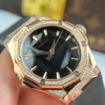 HUBLOT CLASSIC FUSION ORLINSKI KING GOLD LUXURY REPLICA WATCH ROSE GOLD PLATE BLACK DIAL RHINESTONE HB FACTORY 40MM - 图片 5