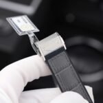 HUBLOT CLASSIC FUSION REPLICA WATCH GREY DIAL CASE FULL DIAMOND MOISSANITE 38MM - 图片 10