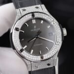 HUBLOT CLASSIC FUSION REPLICA WATCH GREY DIAL CASE FULL DIAMOND MOISSANITE 38MM - 图片 5