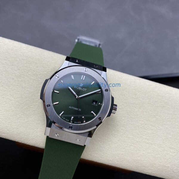 Hublot Classic Fusion Titanium Green Color Fake Watch HB Factory 42mm