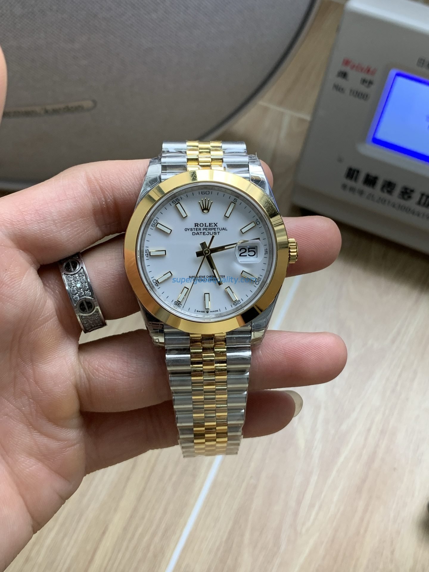 i1750762610395_9925_0_0-1.jpg VS Factory Rolex Datejust 41mm Two-Tone Yellow Gold White Dial Smooth Bezel Jubilee Bracelet (126303) 1:1 Super Clone – DD3235 Movement - 图片 1