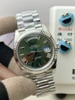 VS Factory (V2) Rolex Day-Date 40mm White Gold Olive Green Sunburst Roman Dial Fluted Bezel President Bracelet (228239) 1:1 Super Clone – DD3255 Movement - 图片 3